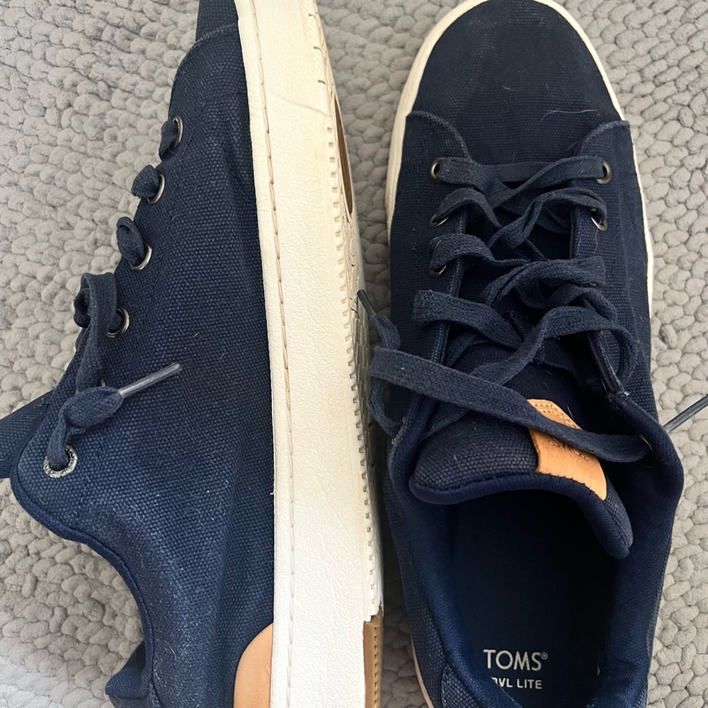 TOMS Men's Travel lite 2.0 Navy Sneakers Canvas Sz. 12